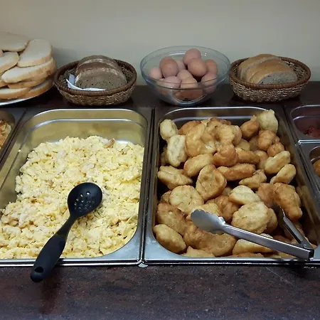 酒店 Black Sea - Breakfast, Pool & Free Parking