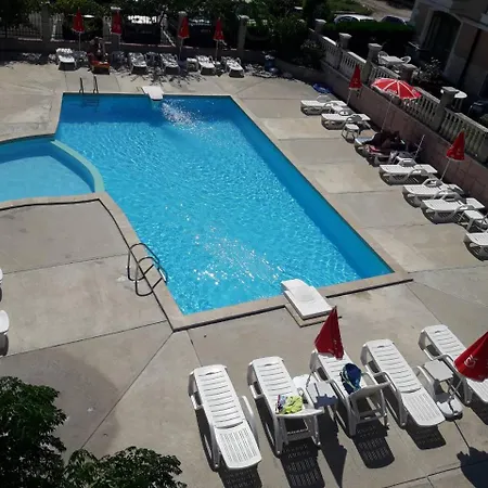 Hotel Black Sea - Breakfast, Pool & Free Parking Obzor