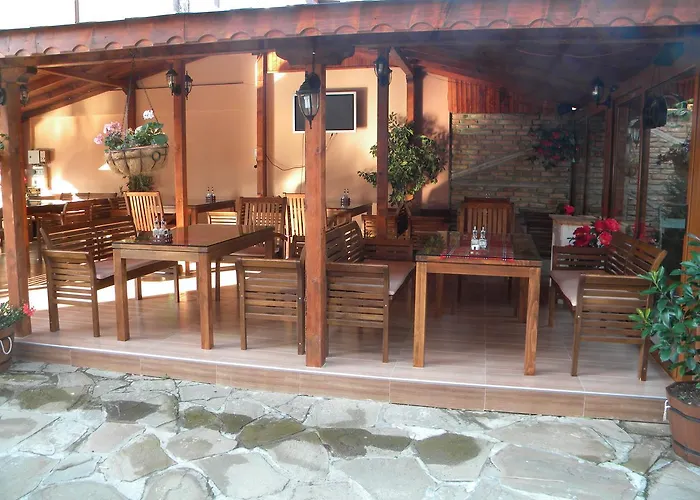 Black Sea - Breakfast, Pool & Free Parking 3* Obsor